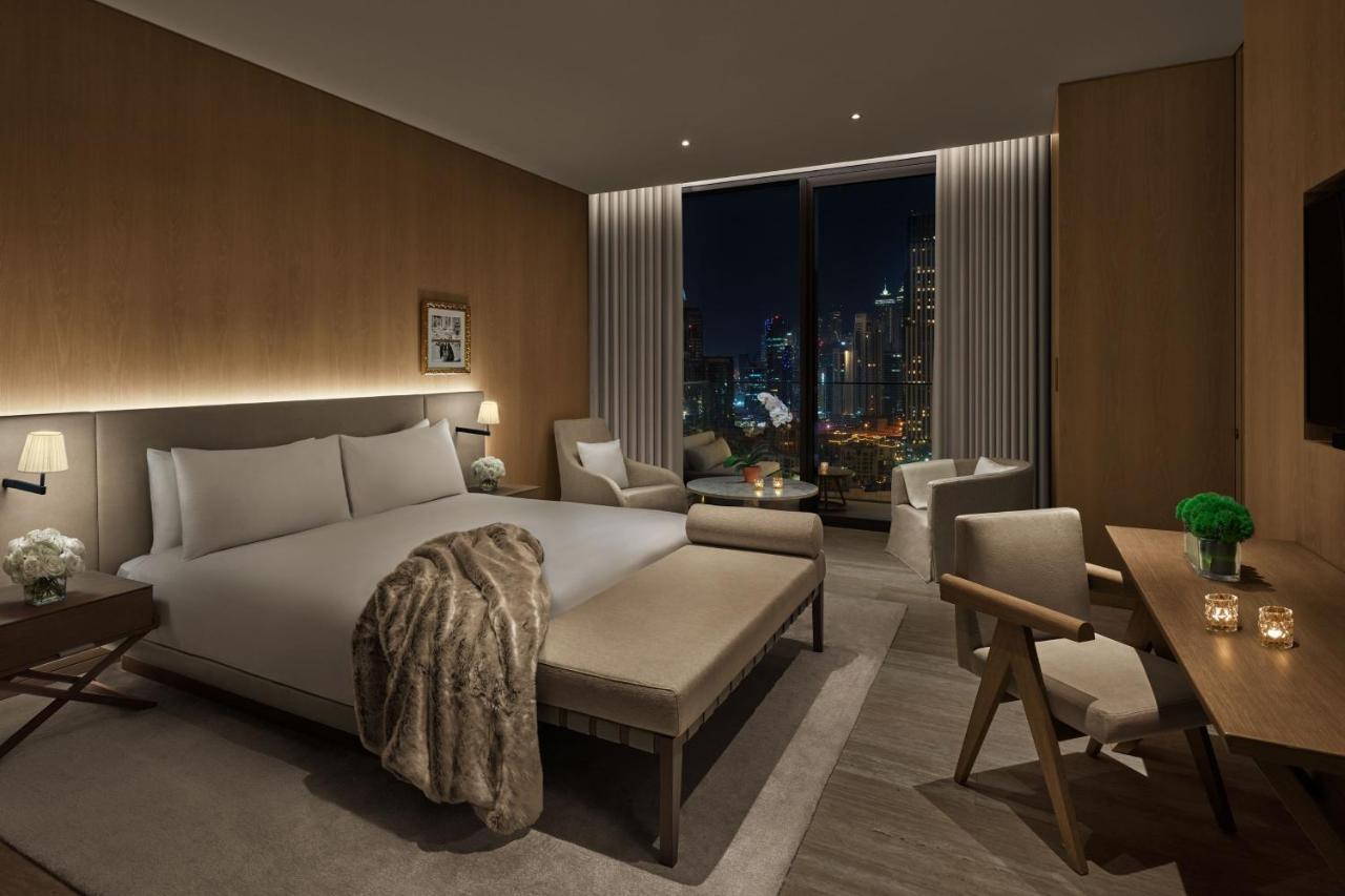 The Dubai Edition المظهر الخارجي الصورة A bedroom at The Hari