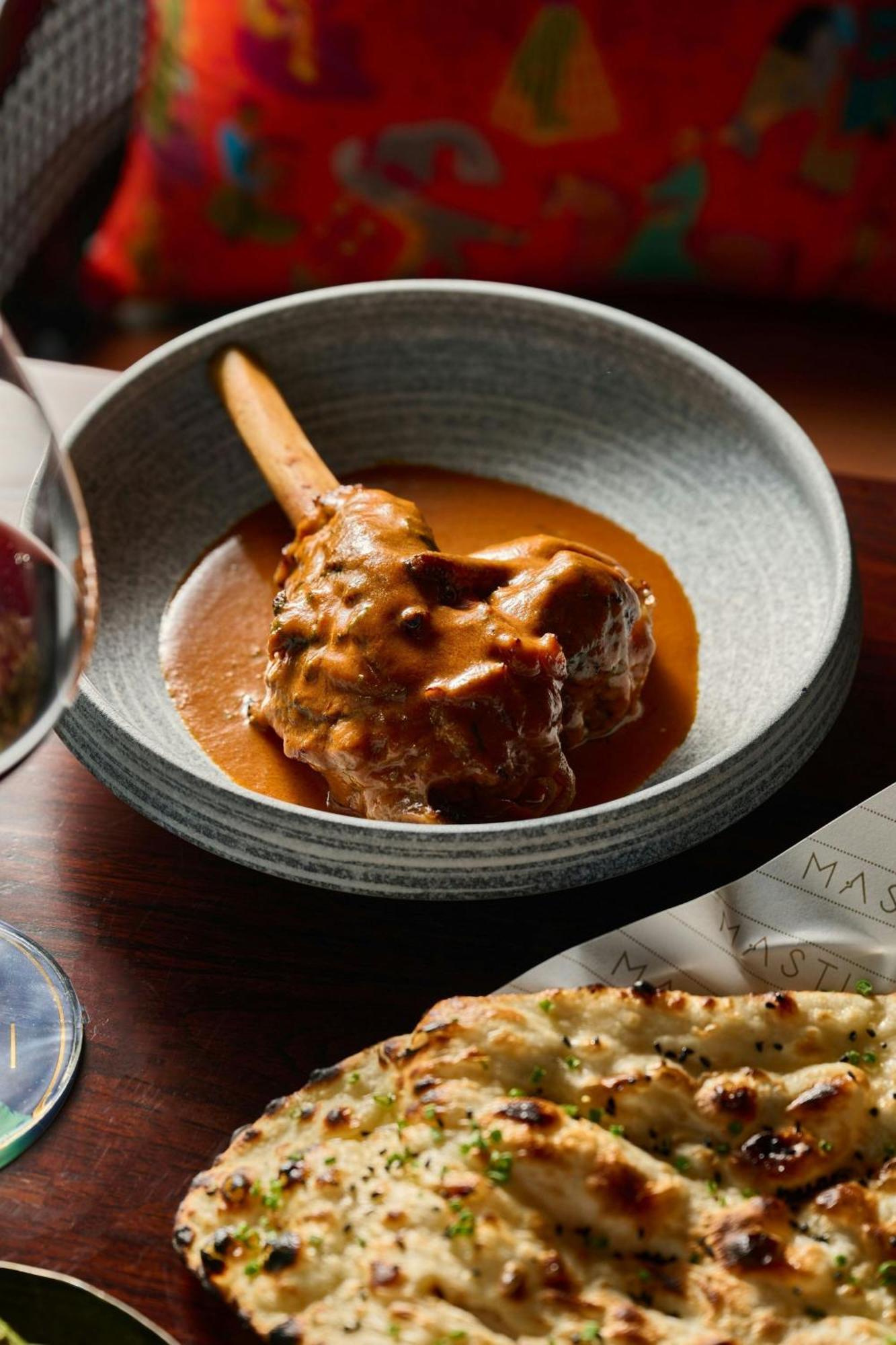 The Dubai Edition المظهر الخارجي الصورة A dish of goat's leg